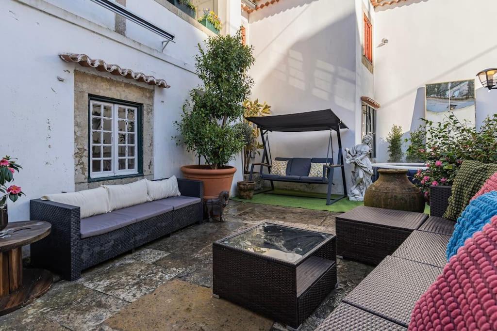 Вилла Unique Luxurious 17-Century Smart Chapel In Historical Center - Sintra Wow Экстерьер фото