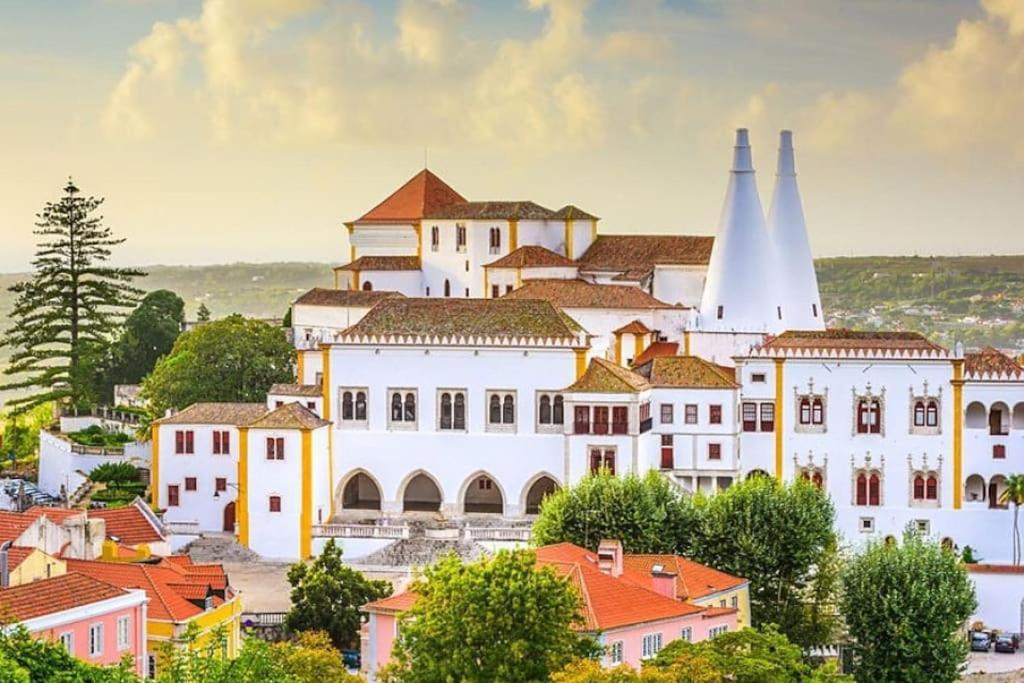Вилла Unique Luxurious 17-Century Smart Chapel In Historical Center - Sintra Wow Экстерьер фото